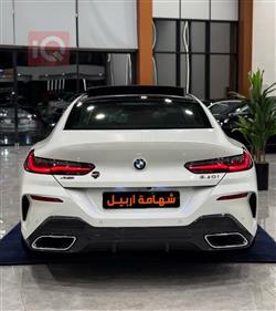 بي ام دبليو 8 الفئة